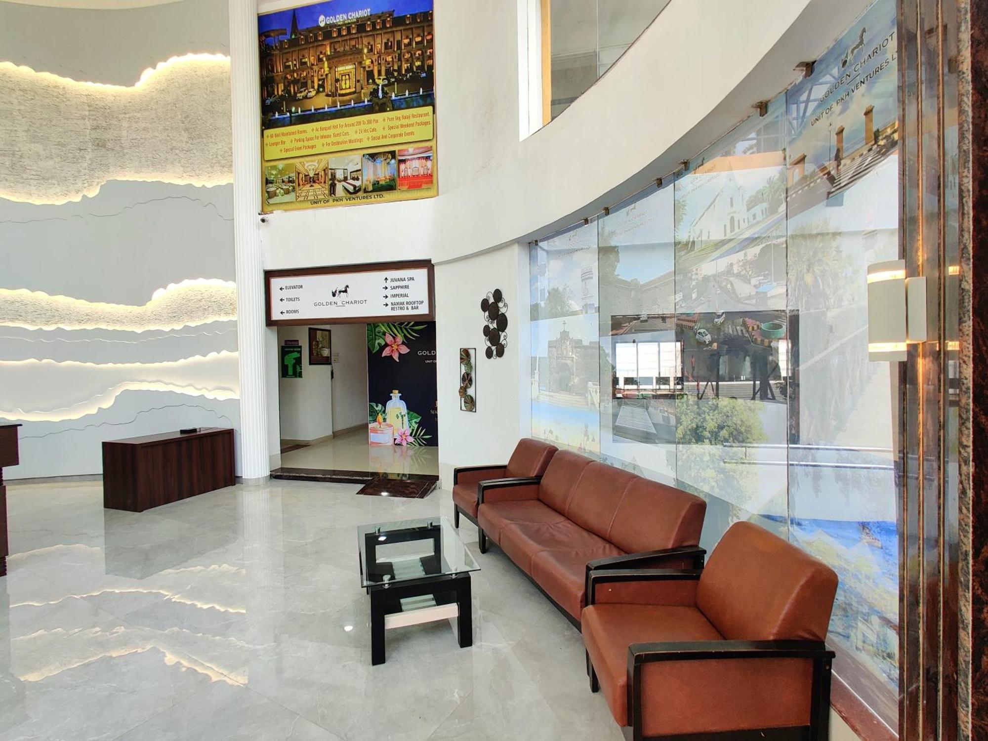 Golden Chariot Hotel دامان المظهر الخارجي الصورة